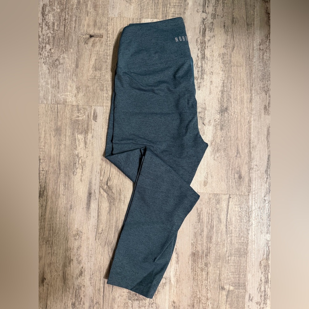 NOBULL Cropped Heather Blue Active Leggings